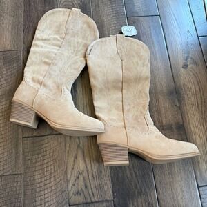 IUV Womens Apricot Faux Suede Western Cowboy Boots Pointed Toe NWT Size 10.5
